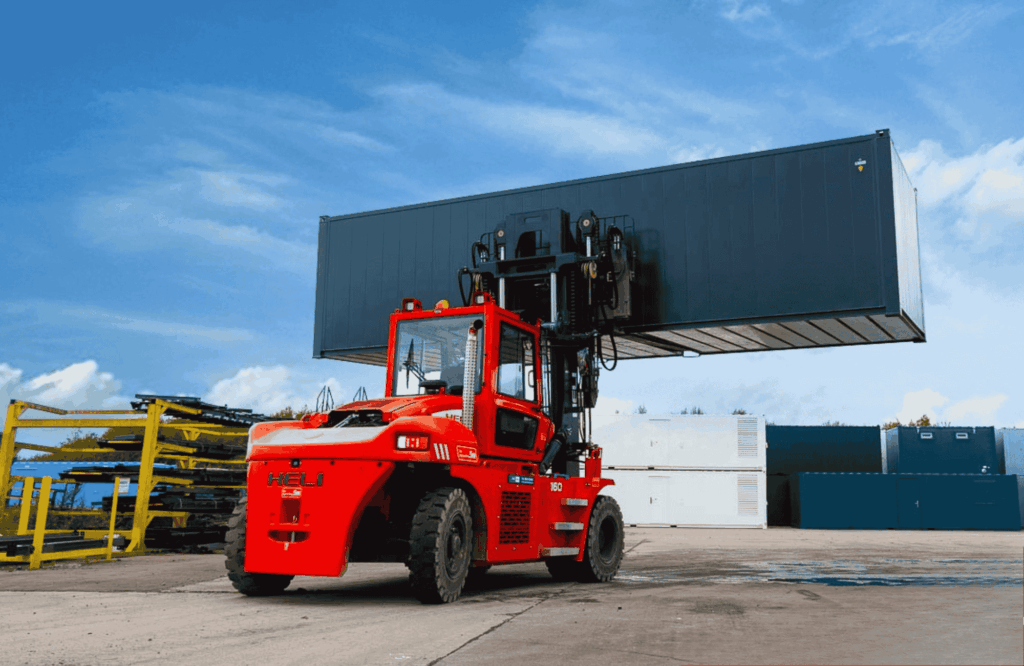 Heli reachstacker op locatie